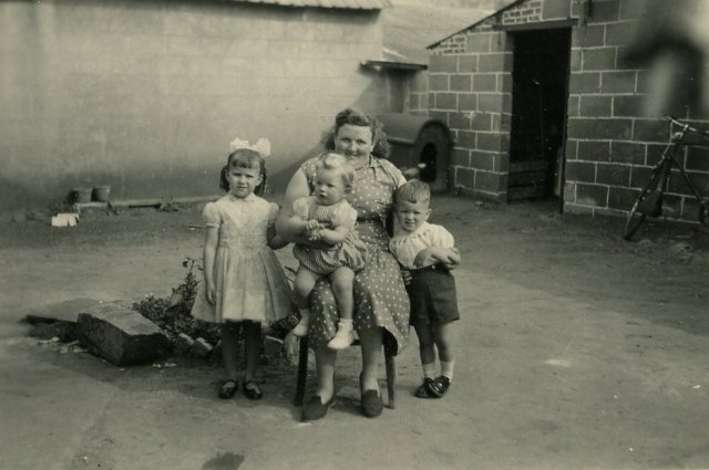 Laurette Moens Willy Bekaert Anna Bekaert Ronald Moens